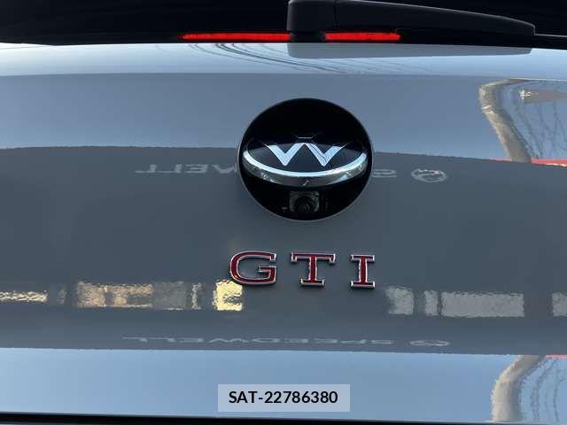 VolksWagen GOLF GTI 2022-11 8369731-13