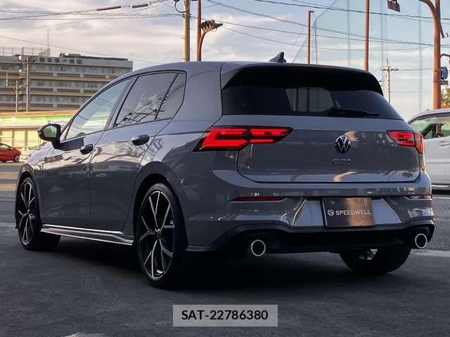 VolksWagen GOLF GTI 2022-11 8369731-7