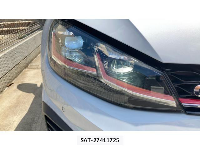 VolksWagen GOLF GTI 2017-10 8369733-25