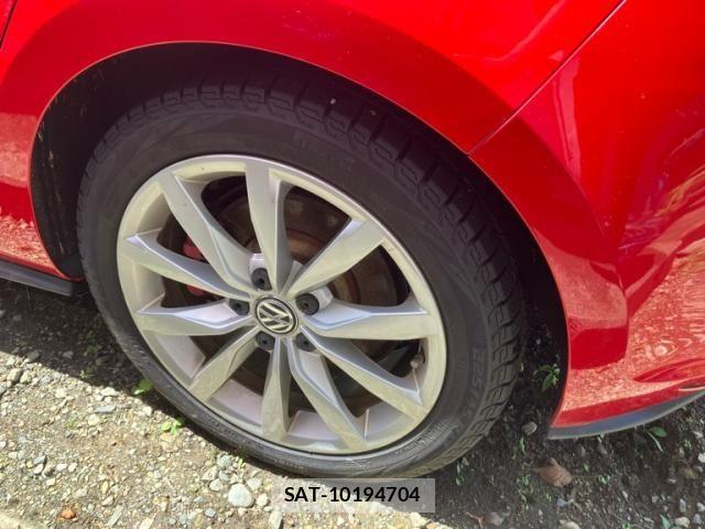 VolksWagen GOLF GTI 2013-08 8415840-10