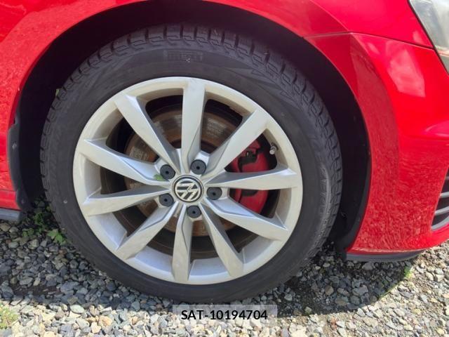 VolksWagen GOLF GTI 2013-08 8415840-11