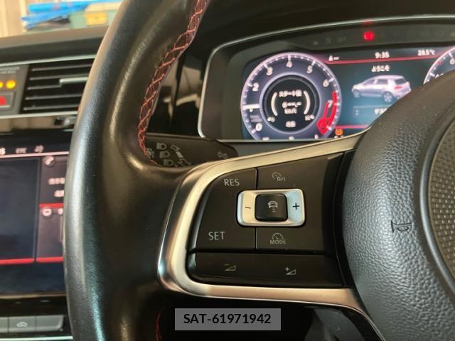 VolksWagen GOLF GTI 2017-06 8458771-15