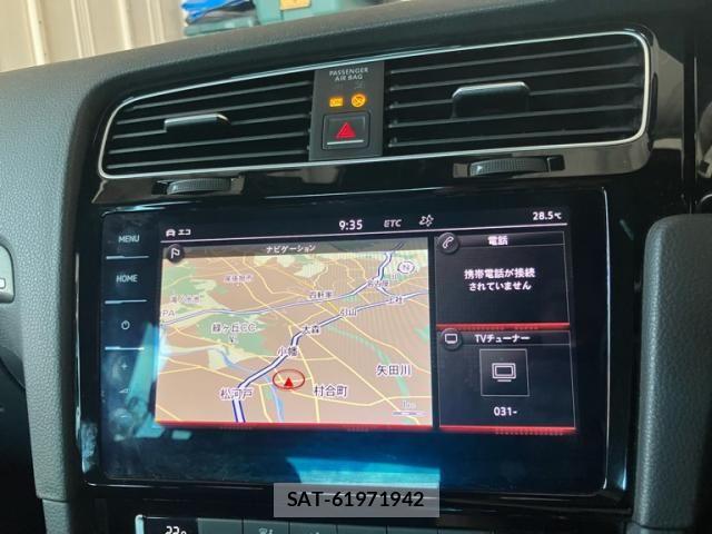 VolksWagen GOLF GTI 2017-06 8458771-21