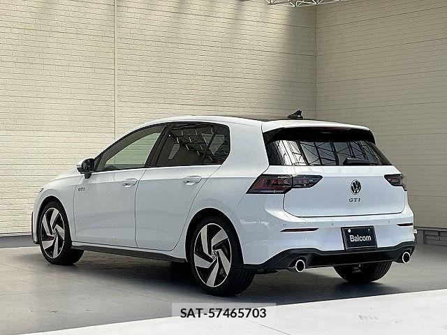 VolksWagen GOLF GTI 2025-09 8528202-16