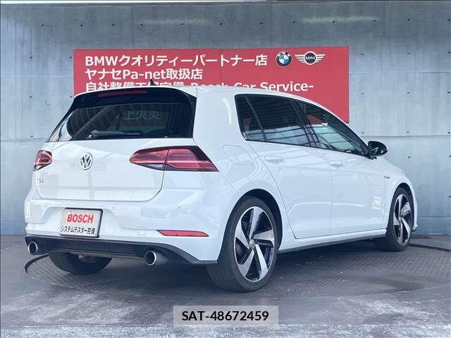 VolksWagen GOLF GTI 2017-09 8528203-10