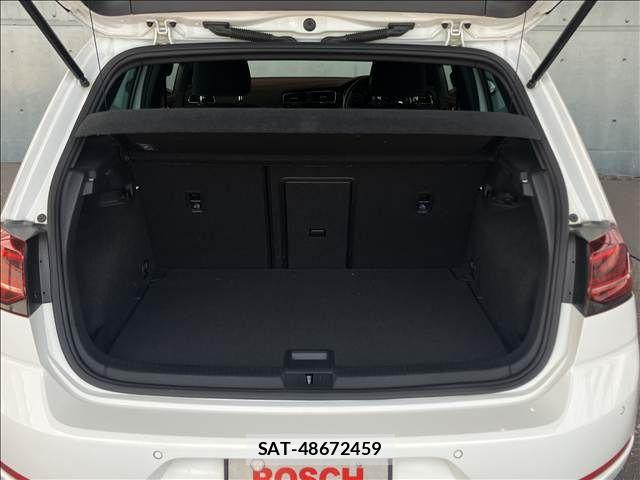 VolksWagen GOLF GTI 2017-09 8528203-19