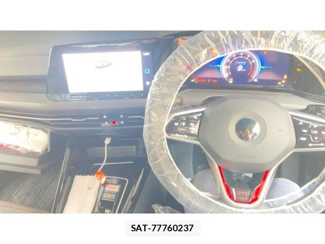 VolksWagen GOLF GTI 2022-12 8564089-13