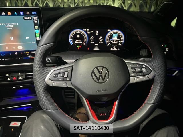 VolksWagen GOLF GTI 2025-04 8564086-14