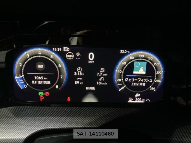 VolksWagen GOLF GTI 2025-04 8564086-15