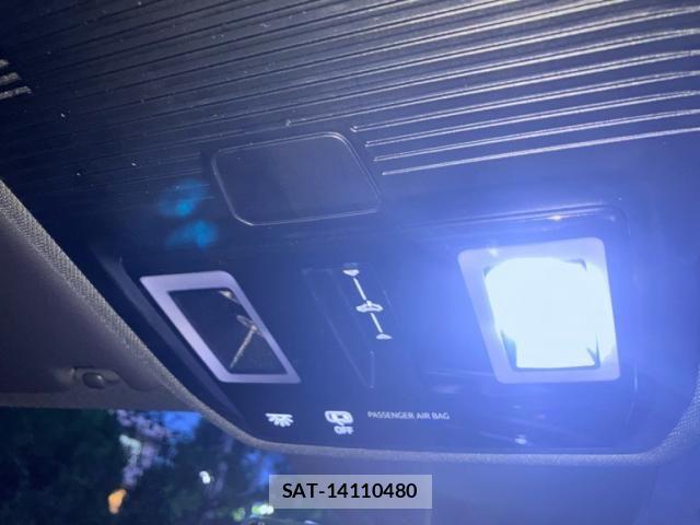 VolksWagen GOLF GTI 2025-04 8564086-22