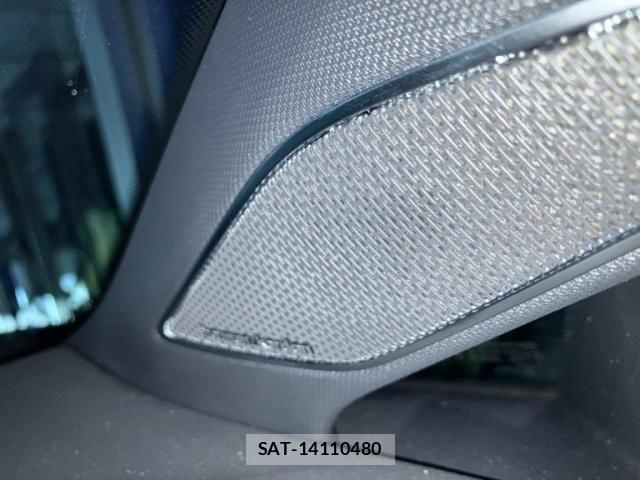 VolksWagen GOLF GTI 2025-04 8564086-25