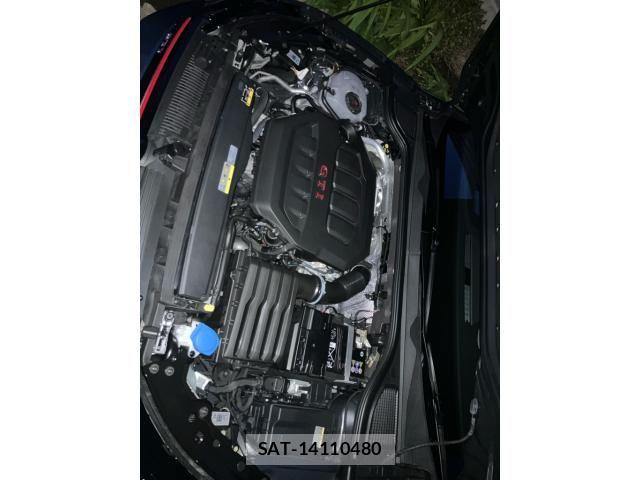 VolksWagen GOLF GTI 2025-04 8564086-27