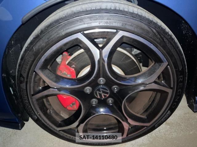 VolksWagen GOLF GTI 2025-04 8564086-4