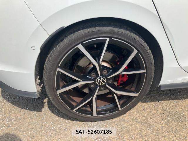 VolksWagen GOLF GTI 2022-06 8564087-10