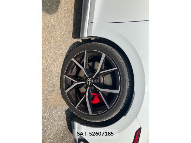 VolksWagen GOLF GTI 2022-06 8564087-11