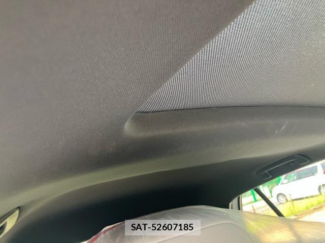 VolksWagen GOLF GTI 2022-06 8564087-15