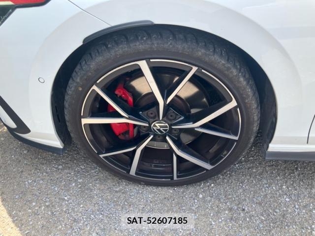 VolksWagen GOLF GTI 2022-06 8564087-8