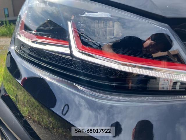 VolksWagen GOLF GTI 2018-09 8629733-9