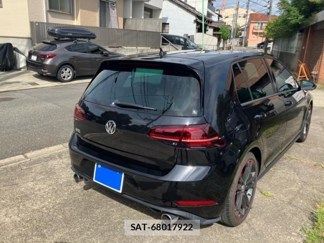 VolksWagen GOLF GTI 2018-09 8629733-2