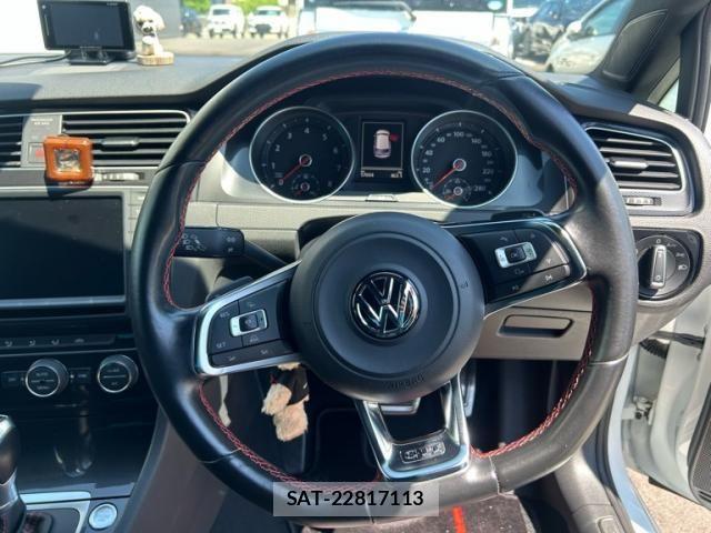 VolksWagen GOLF GTI 2016-07 8629734-12