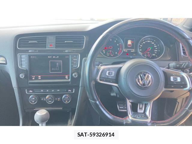 VolksWagen GOLF GTI 2014-10 8629742-15