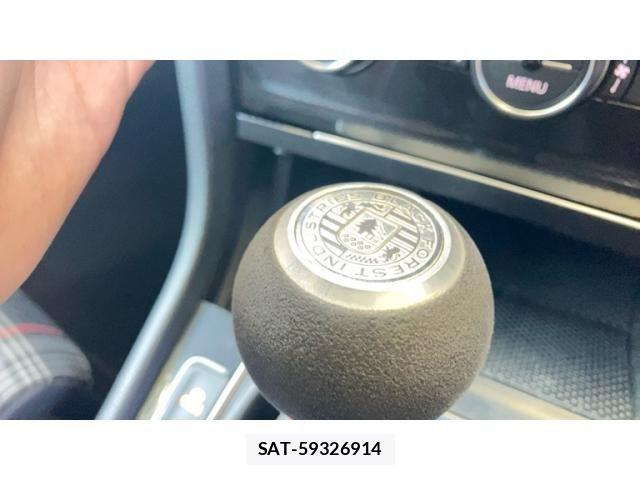 VolksWagen GOLF GTI 2014-10 8629742-24