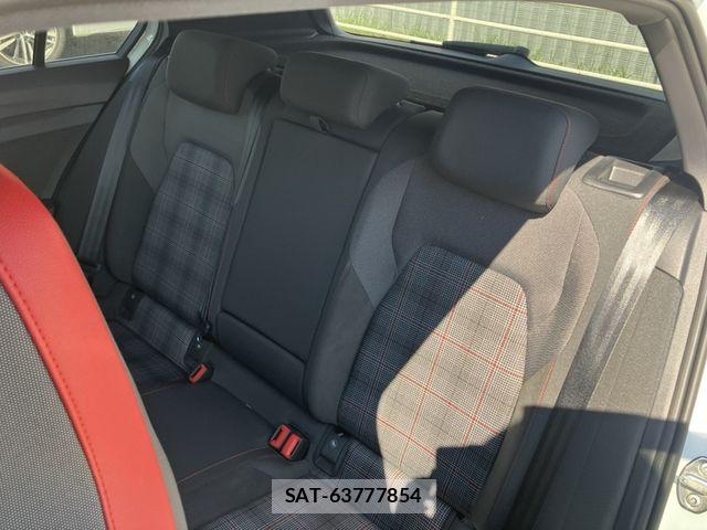 VolksWagen GOLF GTI 2022-11 8667139-11