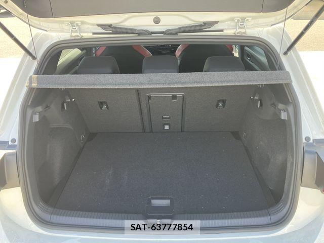 VolksWagen GOLF GTI 2022-11 8667139-13