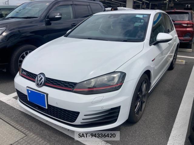 VolksWagen GOLF GTI 2015-03 8662407-1