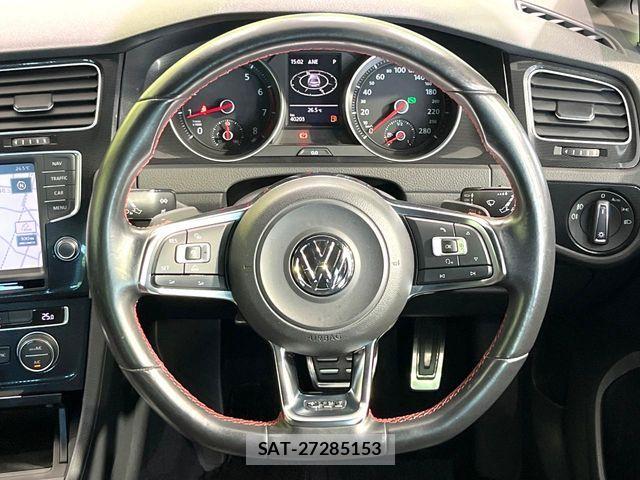 VolksWagen GOLF GTI 2015-02 8667140-10