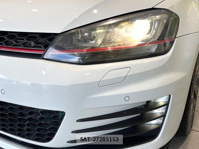 VolksWagen GOLF GTI 2015-02 8667140-11