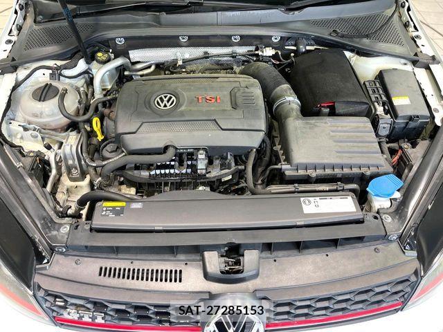 VolksWagen GOLF GTI 2015-02 8667140-17