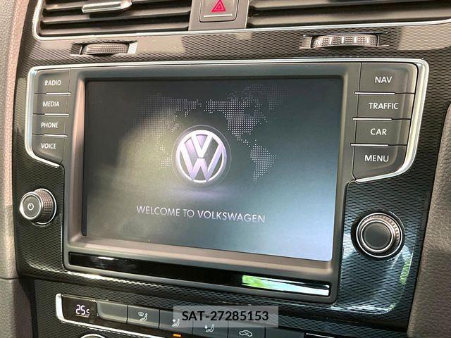 VolksWagen GOLF GTI 2015-02 8667140-2