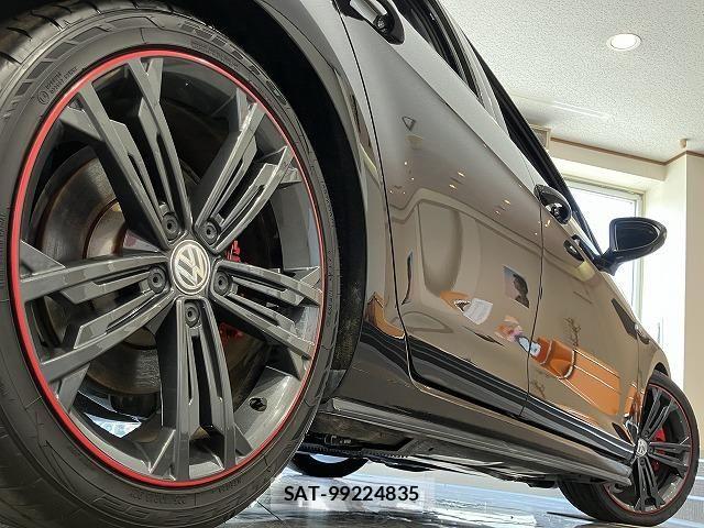 VolksWagen GOLF GTI 2019-02 8662406-12