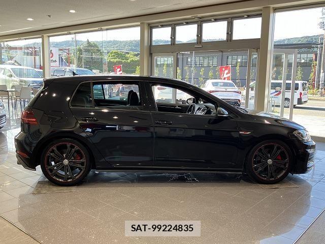 VolksWagen GOLF GTI 2019-02 8662406-13