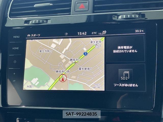 VolksWagen GOLF GTI 2019-02 8662406-3