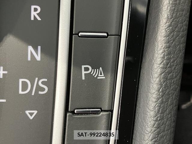 VolksWagen GOLF GTI 2019-02 8662406-5