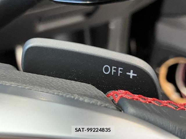 VolksWagen GOLF GTI 2019-02 8662406-6