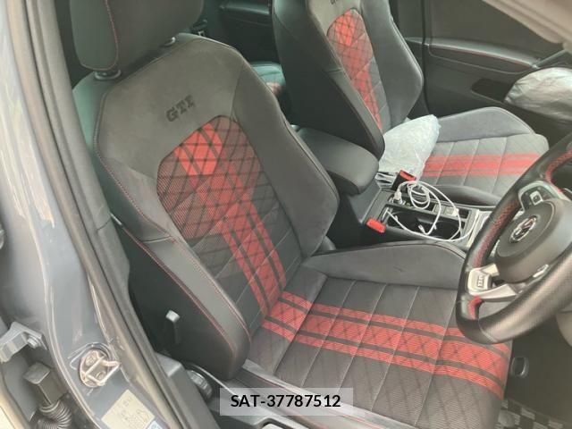 VolksWagen GOLF GTI 2019-11 8746846-13