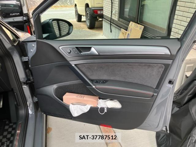VolksWagen GOLF GTI 2019-11 8746846-14