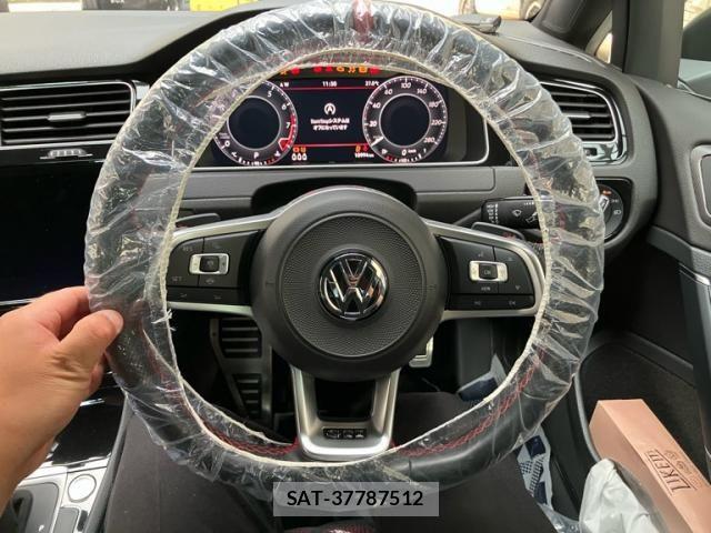 VolksWagen GOLF GTI 2019-11 8746846-15