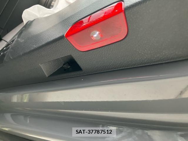 VolksWagen GOLF GTI 2019-11 8746846-26