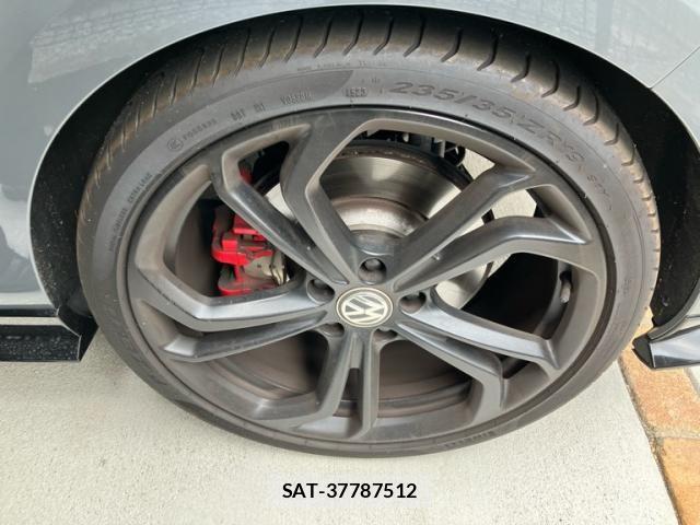 VolksWagen GOLF GTI 2019-11 8746846-5