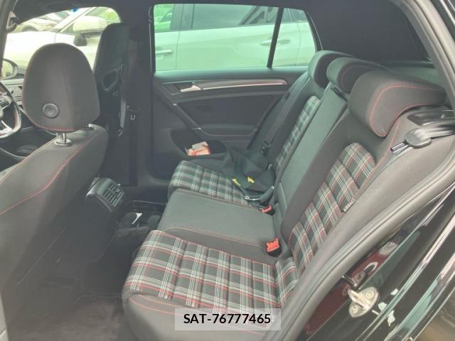 VolksWagen GOLF GTI 2017-09 8746847-9