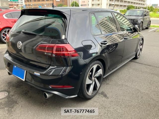 VolksWagen GOLF GTI 2017-09 8746847-3