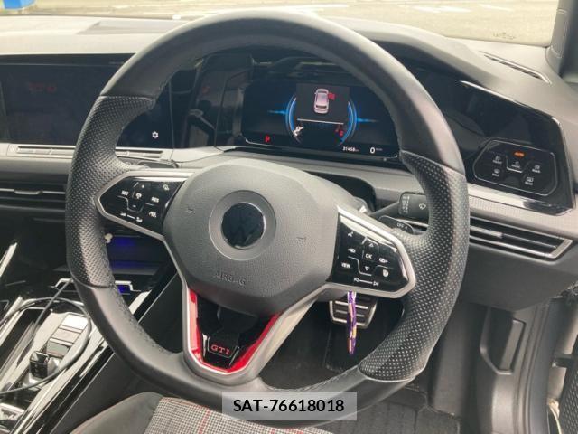 VolksWagen GOLF GTI 2023-03 8882967-10