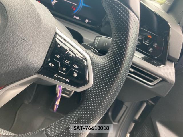 VolksWagen GOLF GTI 2023-03 8882967-11