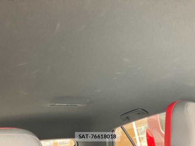 VolksWagen GOLF GTI 2023-03 8882967-16