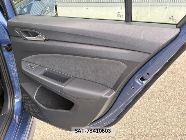 VolksWagen GOLF GTI 2025-01 8882968-25