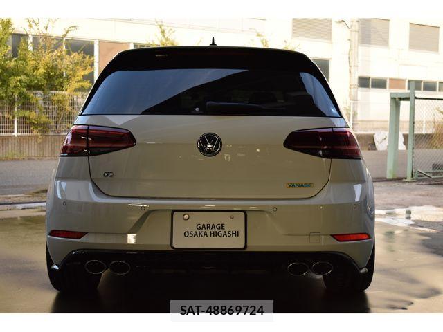 VolksWagen GOLF R 2018-05 495070-4